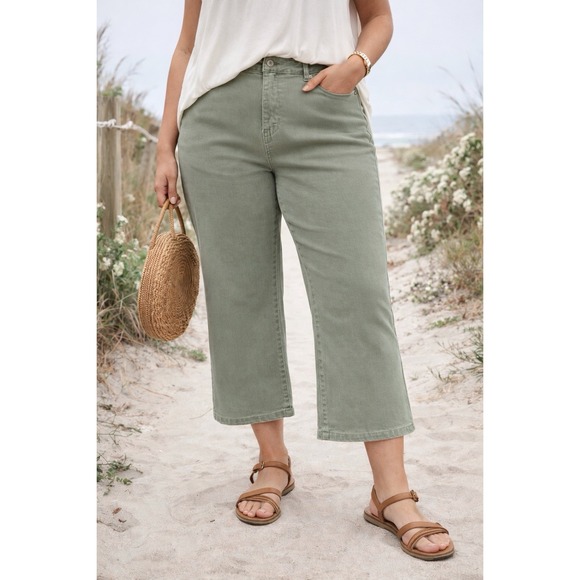 Judy Blue Denim - Judy Blue Garment Dyed Wide Leg Cropped Jeans Olive Green Size 0/24